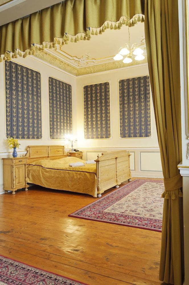 Hotel Heluan Karlovy Vary Esterno foto