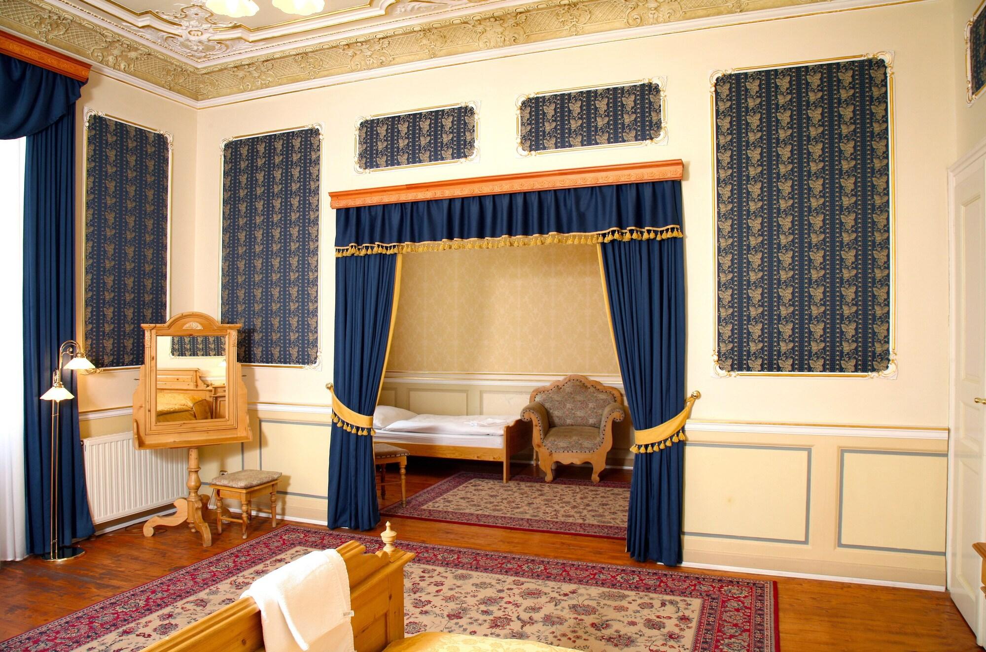 Hotel Heluan Karlovy Vary Esterno foto
