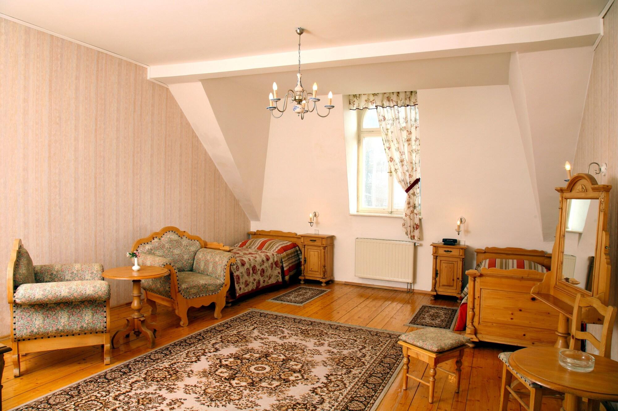 Hotel Heluan Karlovy Vary Esterno foto