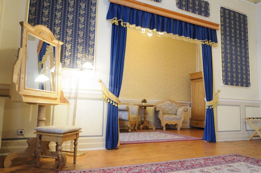 Hotel Heluan Karlovy Vary Esterno foto