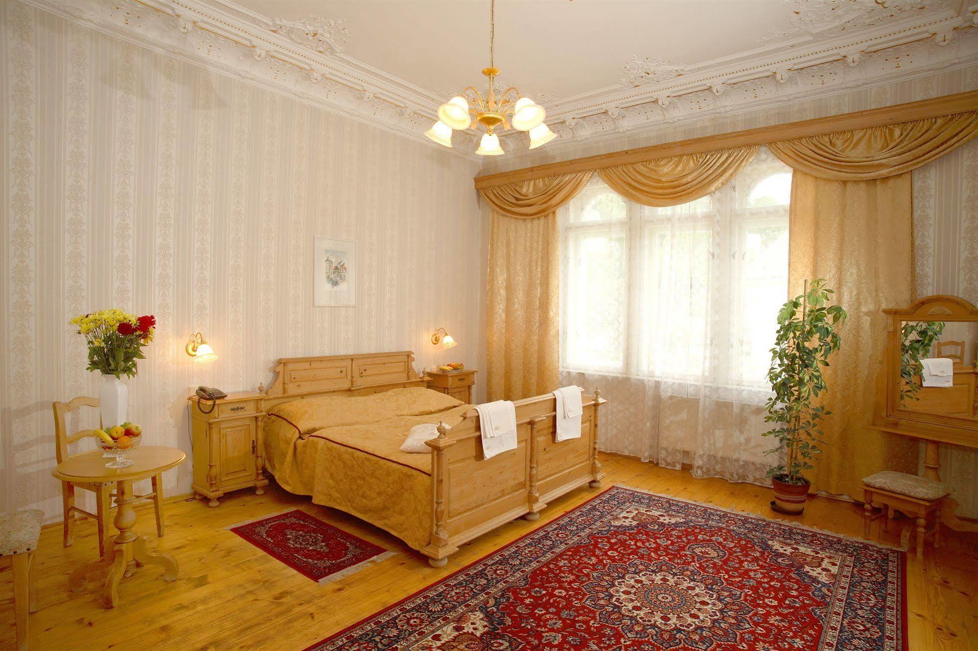 Hotel Heluan Karlovy Vary Esterno foto