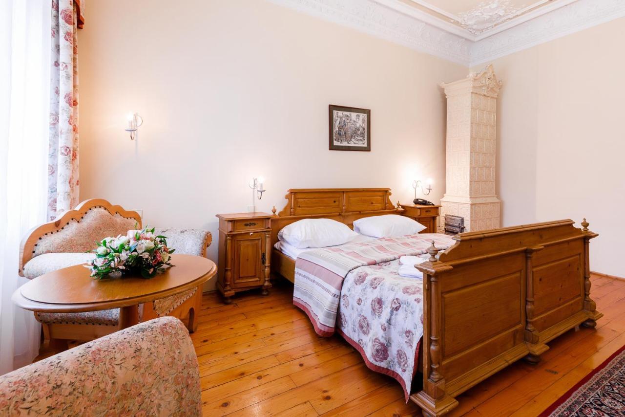 Hotel Heluan Karlovy Vary Esterno foto